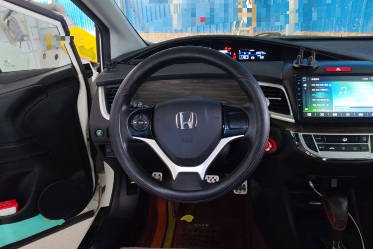 Used Honda Jade 2017 1.8L automatic Comfort version 5 seats
