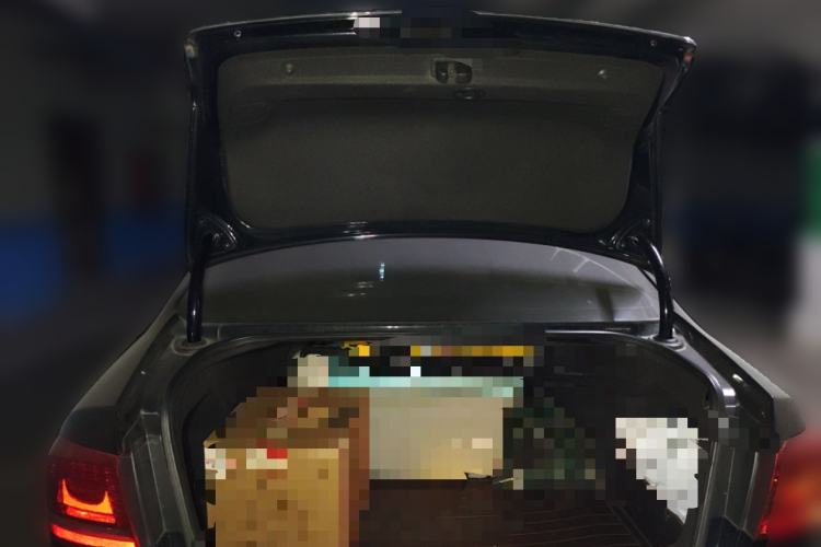 Used Volkswagen Magotan 2013 1.8TSI Premier Model Trunk