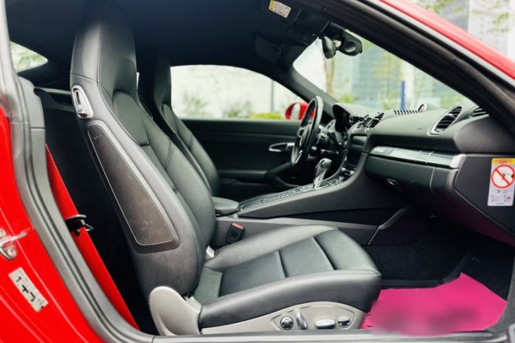 Used Porsche 718 2018 Cayman 2.0T
