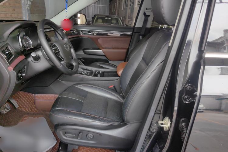 Used GAC Trumpchi GS8 2017 320T Two-Wheel Drive Luxury Smart Connectivity Version (7 Seats)