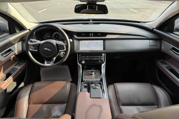 Used Jaguar XFL 2020 XFL 2.0T P250 Four-Wheel Drive Luxury Edition