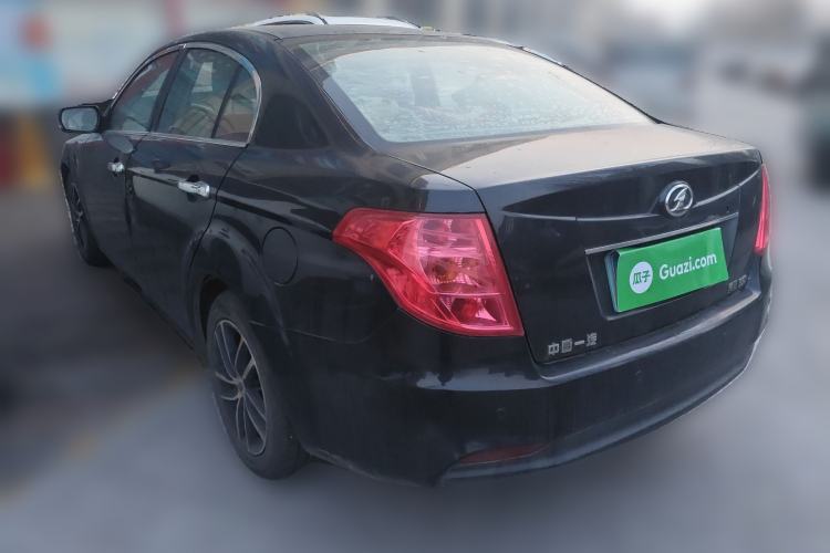 Used Bestune B50 2013 1.6L manual luxury version
