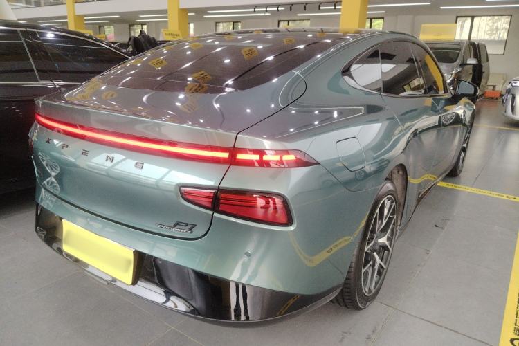 Used XPeng P7 2023 P7i 610 Pengyi Performance Edition
