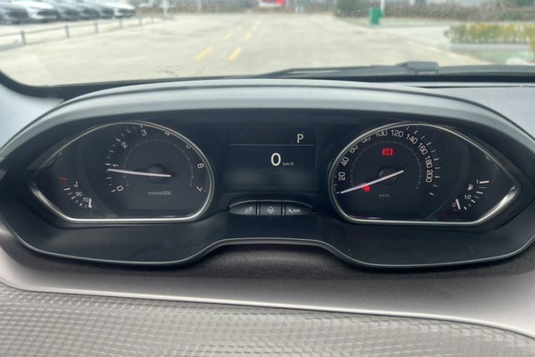 Used Peugeot 2008 2014 1.6L Automatic Navigation Edition