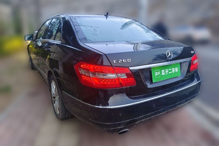 Used Mercedes-Benz E-Class 2010 E 260 CGI Fashion Model