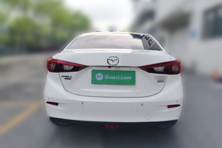 Used Mazda 3 Axela 2019 Cloud-Controlled Version Sedan 2.0L Automatic Luxury Trim China VI Standard Rear