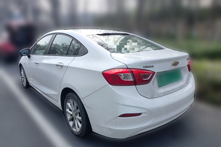 Used Chevrolet Cruze 2017 1.5L Automatic Pioneer Sunroof Edition