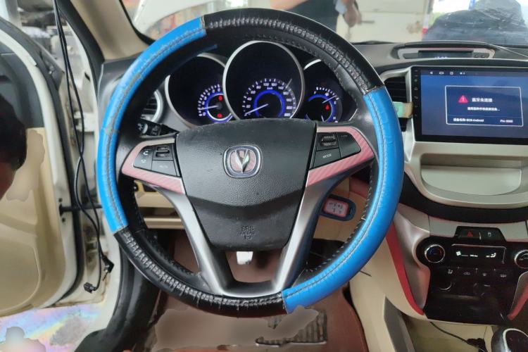 Used CHANGAN Eado 2015 1.6L Manual Luxury Model China IV Standard Steering Wheel