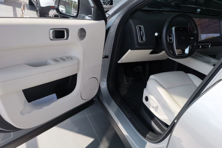 Used Li Auto L6 2024 Pro Model