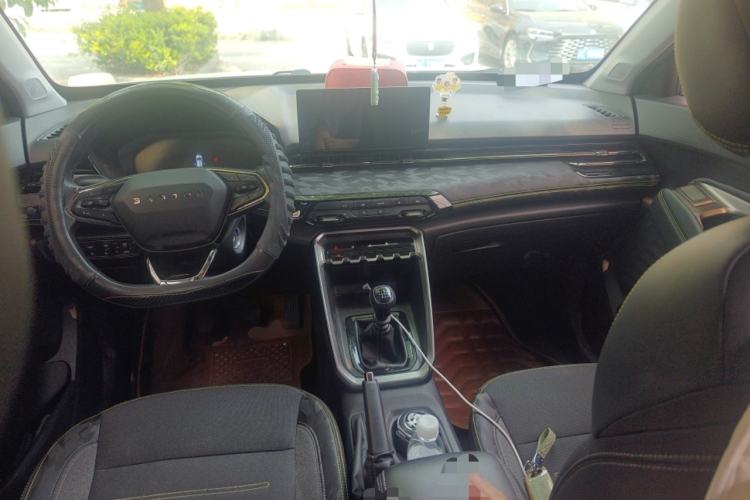 Used Baojun RS-3 2020 1.5L Manual Elite Version with 24-Hour Online Service
