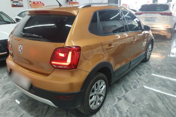 Used Volkswagen Polo 2014 1.6L Cross Polo Automatic
