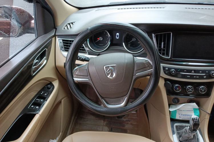 Used Baojun 730 2016 1.5L Manual Comfort Version 7 Seats China V Emission Standard