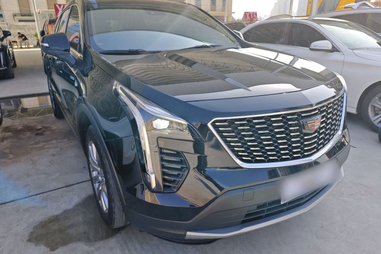 Used Cadillac XT4 2022 28T Two-Wheel-Drive Luxury Version

