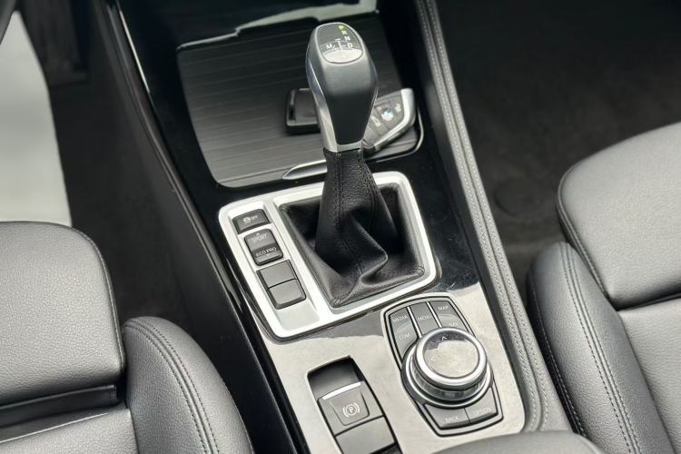 Used BMW 1 Series 2018 118i Design Package Edition Interior 2