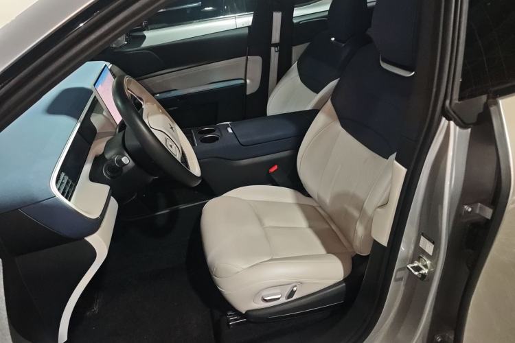 Used XPeng G6 2023 700 Four-Wheel Drive Performance Max
