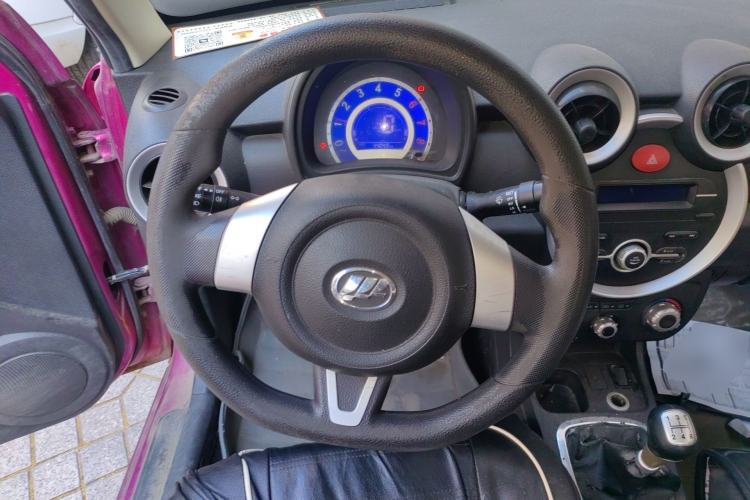 Used Lifan Auto 330 2014 1.3L Manual Standard Edition Steering Wheel
