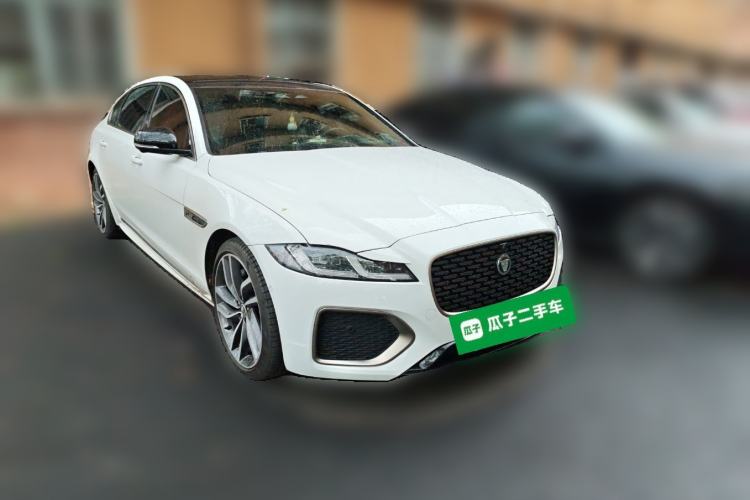 Used Jaguar XFL 2024 2.0T P300 Four-Wheel Drive Flagship Sport Gold Edition Front Right 45 Deg
