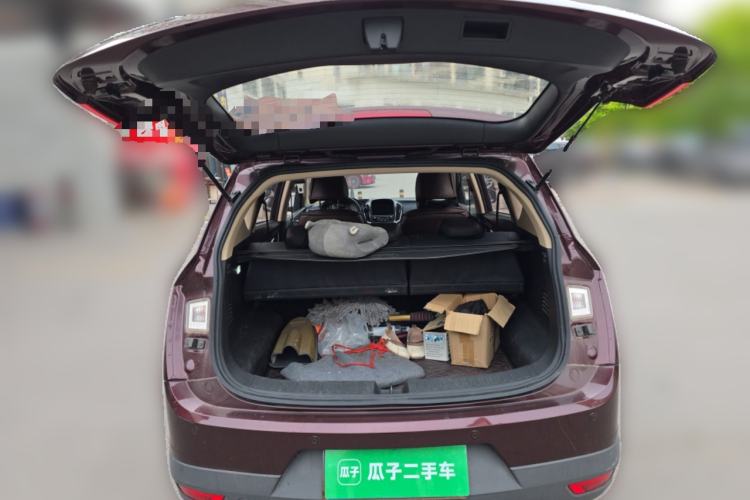 Used Baojun 560 2016 1.8L iAMT Luxury Model Trunk