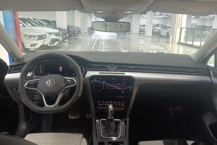 Used Volkswagen Magotan 2023 2 Million Units Commemorative Edition 330TSI DSG Luxury Version