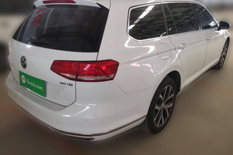 Used Volkswagen Variant 2017 380TSI Two-Wheel Drive Comfort Edition