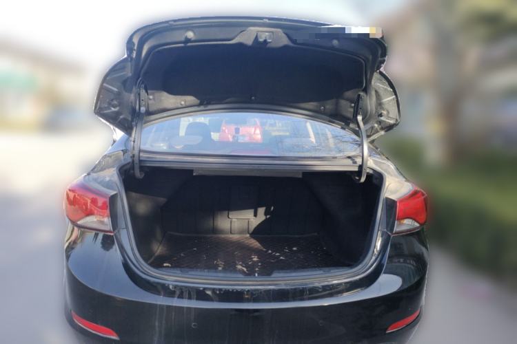 Used Hyundai Elantra (5th Generation / Langdong) 2016 1.6L Manual Luxury Model