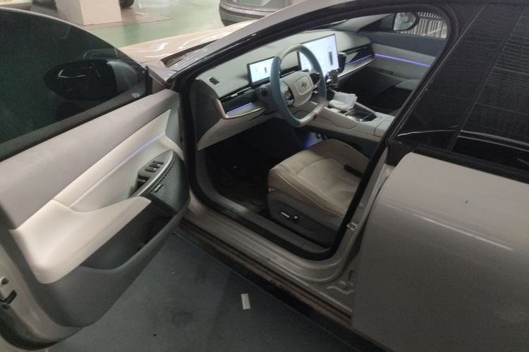 Used Dongfeng eπ eπ007 2024 530 Pro Version
