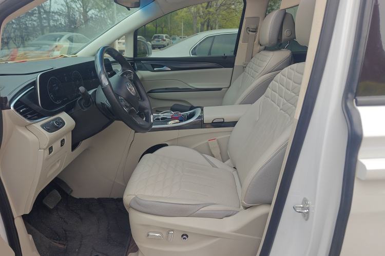 Used Buick GL8 2022 ES Landtrek 653T Comfort Edition
