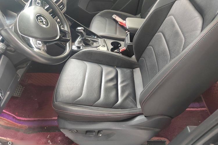 Used Volkswagen Tayron 2020 330TSI Two-Wheel Drive Luxury Smart Connectivity Version