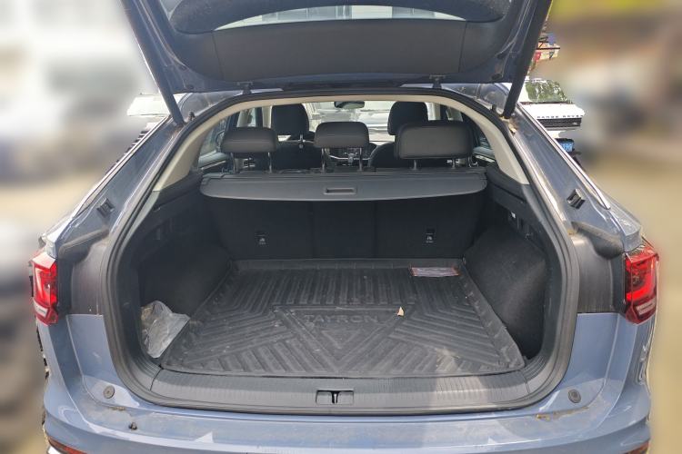 Used Volkswagen Tayron X 2020 330TSI Two-Wheel Drive Luxury Smart Connectivity Version Trunk