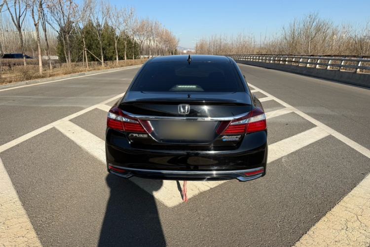 Used Honda Accord 2016 Hybrid 2.0L Sharp Edition
