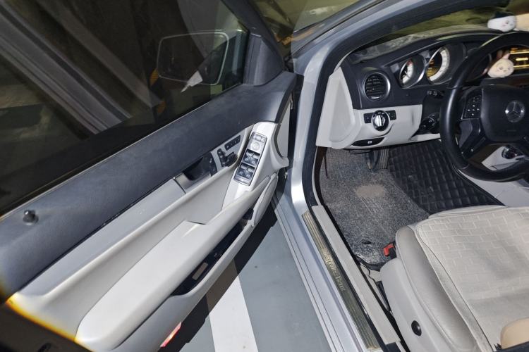 Used Mercedes-Benz C-Class 2011 C 200 CGI Elegant Model
