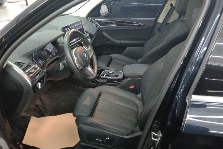 Used BMW iX3 2024 Leading Model
