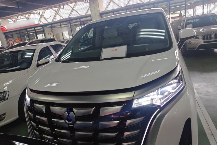 Used Denza D9 2022 DM-i 970 Four-Wheel Drive Flagship Model