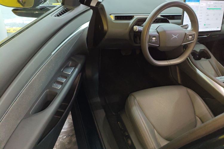 Used XPeng MONA M03 2025 600 with Ultra-Long Range Max Driver Seat