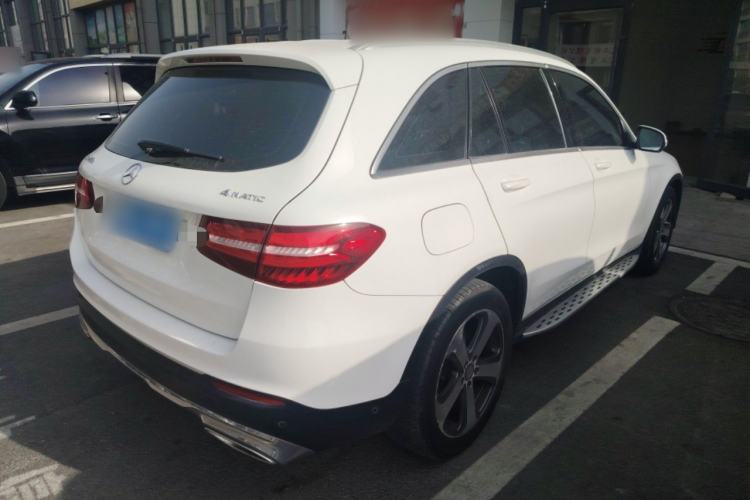 Used Mercedes-Benz GLC 2016 GLC 260 4MATIC Luxury Model