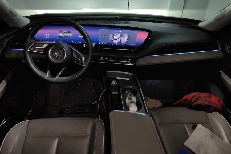 Used Buick E5 2023 Zhenxiang Standard Range Edition Center Console