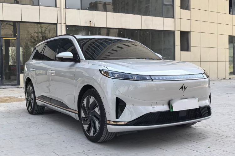 Used Dongfeng eπ eπ008 2024 210Max Range-Extended Version 6 Seats Exterior 5