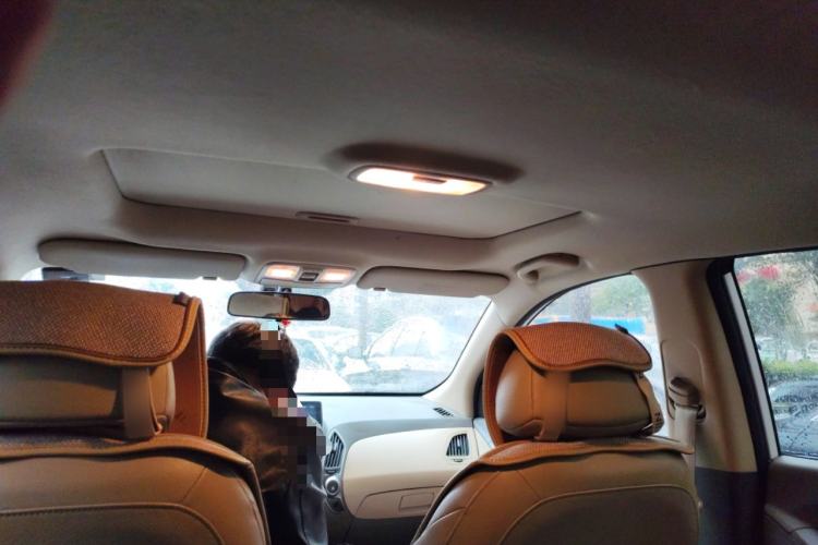 Used Hyundai ix35 2013 2.0L Automatic Two-Wheel Drive Smart GLS China IV Standard
