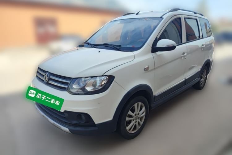 Used Dongfeng Fengon 360 2015 1.5L Manual Comfort II 7-Seater