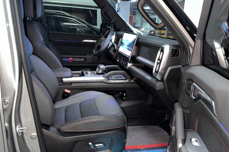 Used JETOUR Traveler 2023 2.0T All-Wheel Drive CrossPRO+
