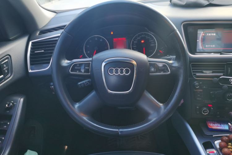 Used Audi Q5 2011 2.0TFSI Technology Model

