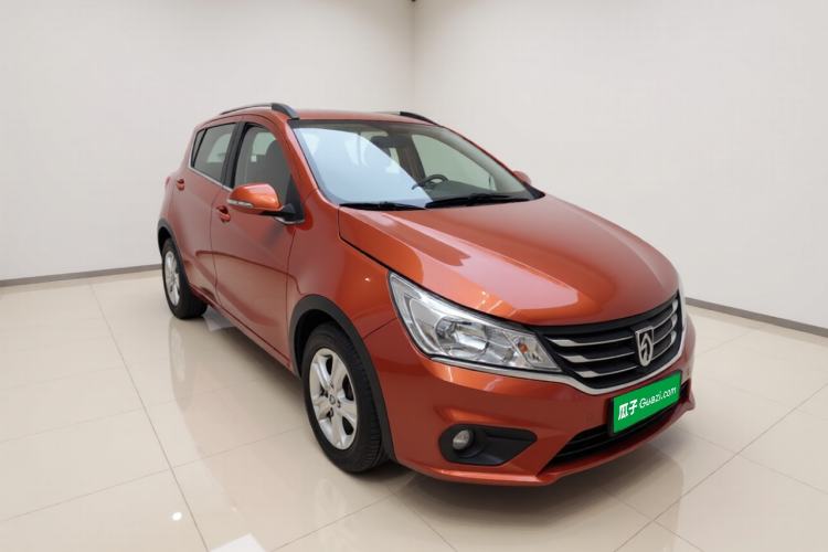 Used Baojun 310 2016 1.2L Manual Luxury Model Exterior 2