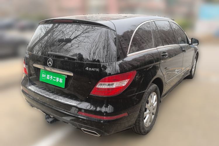 Used Mercedes-Benz R-Class 2017 R 320 4MATIC Business Edition Prestige Model