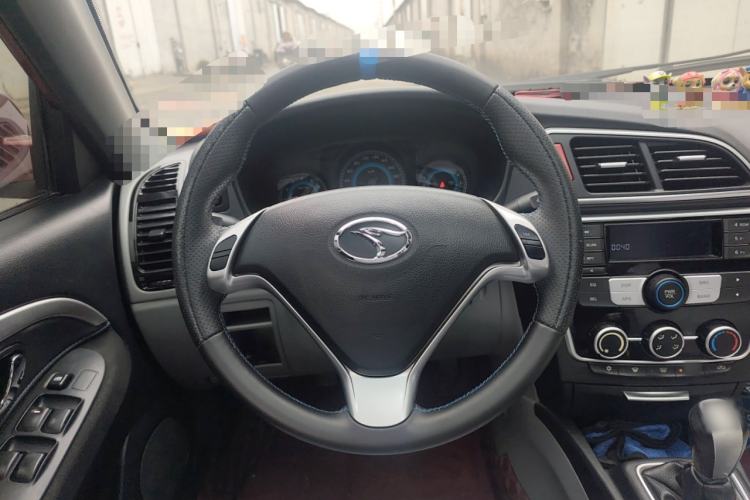 Used Soueast V3 Lingyue 2015 1.5L Manual Style Edition Steering Wheel