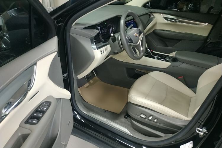 Used Cadillac XT5 2022 2.0T Four-Wheel Drive Luxury Version (Hummingbird Edition) Driver Seat