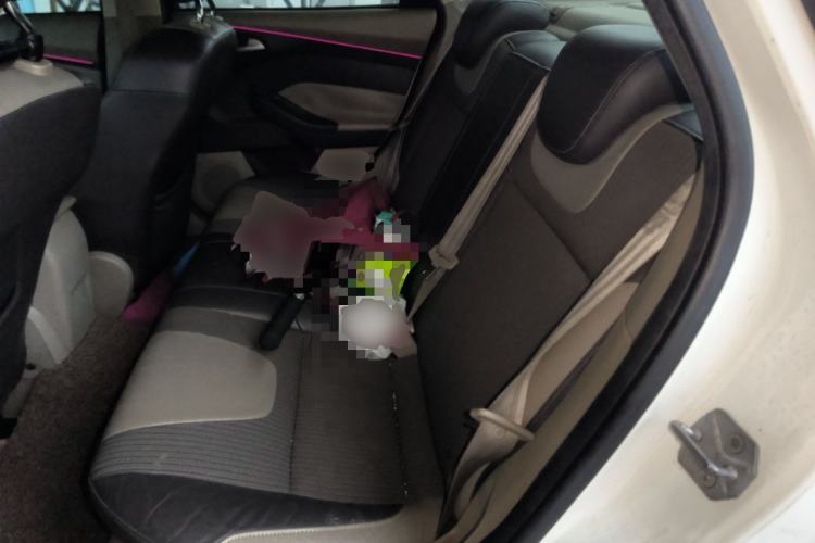 Used Ford Focus 2012 Sedan 1.6L Manual Fashion Edition