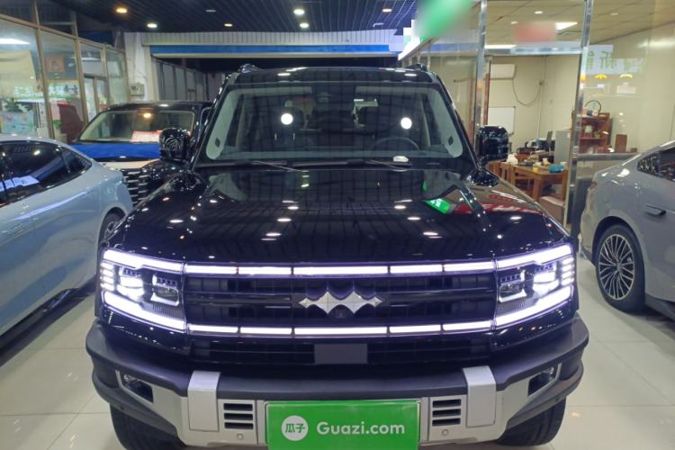 Used Formula Leopard Leopard 5 2023 Navigator Edition
