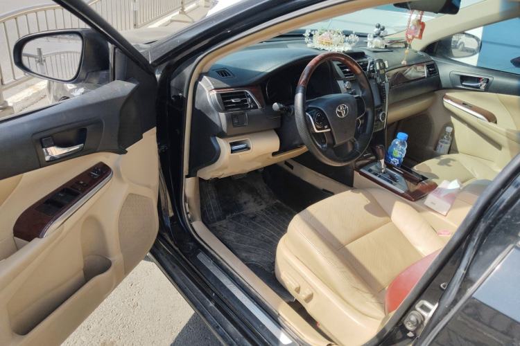 Used Toyota Camry 2013 2.0G Comfort Edition Driver Seat