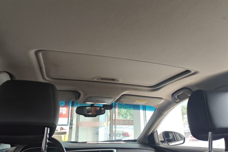 Used Buick GT 2019 18T Automatic Connected Elite Model China VI Standard Headliner