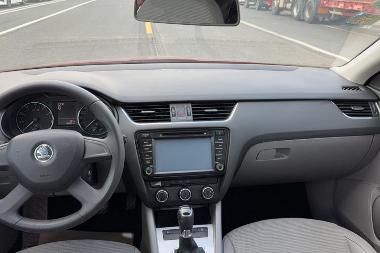 Used Skoda Octavia 2015 1.6L Automatic Yijie Edition